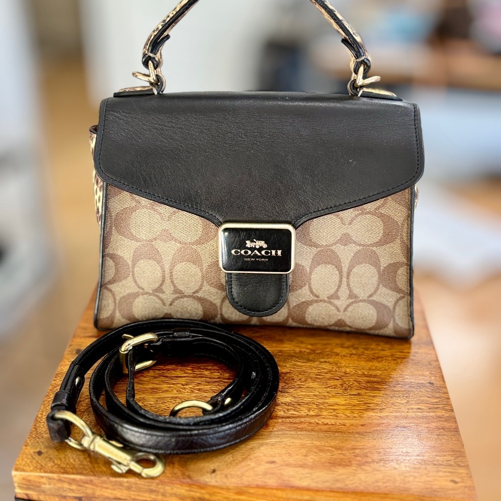 Coach  Pepper Satchel in Signature Canvas.